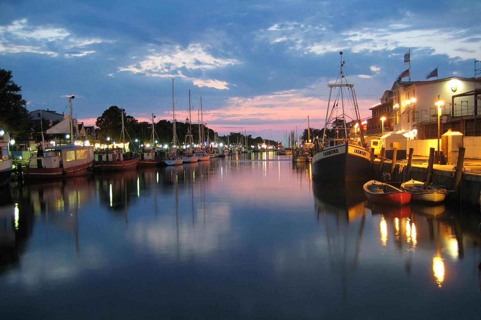 Haus Seazeit, Meerliebe Rostock Buitenkant foto